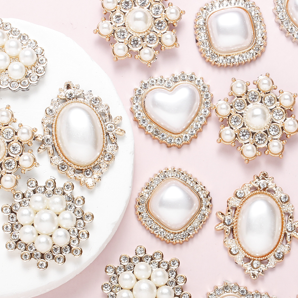 20pcs White Love & Flower Flatback Beads with Rhinestones